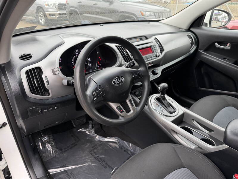 2016 Kia Sportage LX - Photo 16 - Pittsburgh, PA 15226