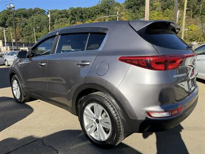 2019 Kia Sportage LX   - Photo 2 - Pittsburgh, PA 15226