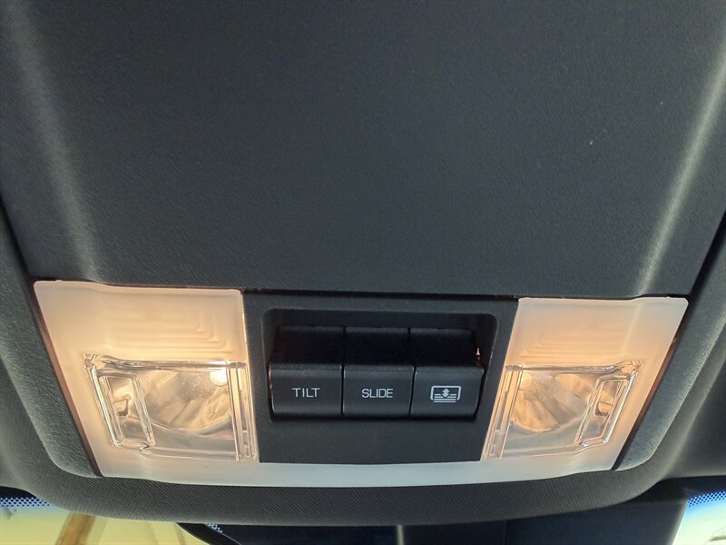 2011 Lincoln MKS EcoBoost - Photo 31 - Pittsburgh, PA 15226