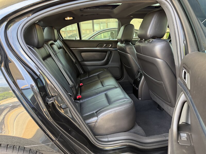 2011 Lincoln MKS EcoBoost - Photo 39 - Pittsburgh, PA 15226