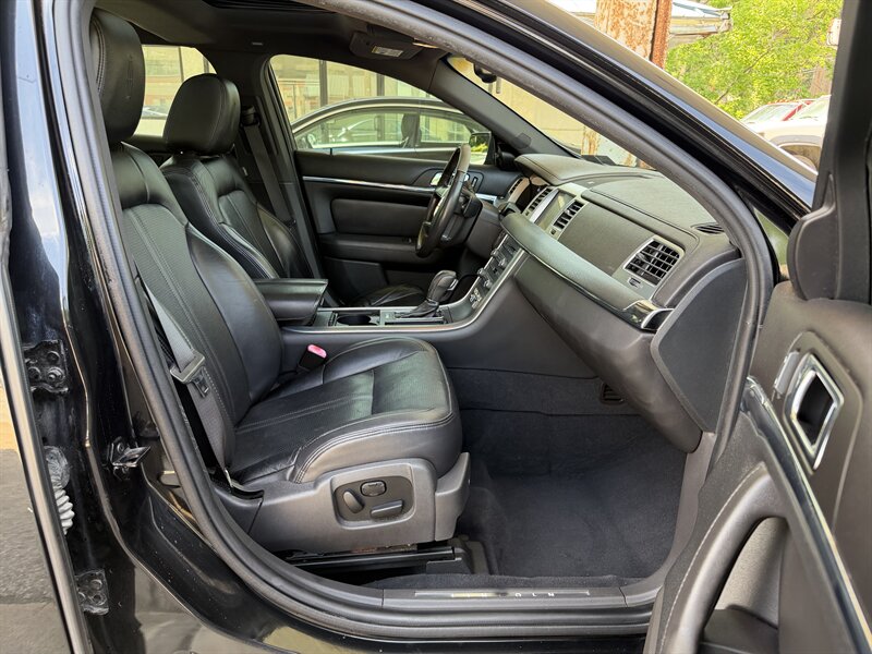 2011 Lincoln MKS EcoBoost - Photo 36 - Pittsburgh, PA 15226