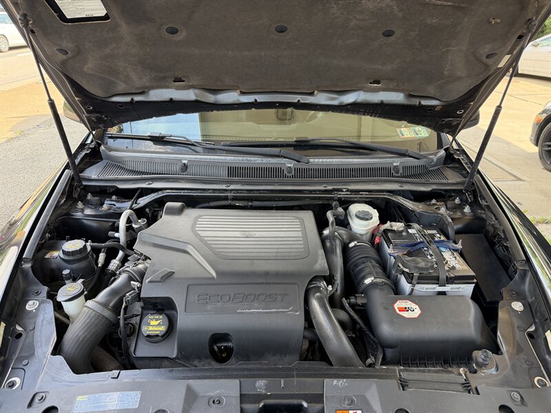 2011 Lincoln MKS EcoBoost - Photo 12 - Pittsburgh, PA 15226
