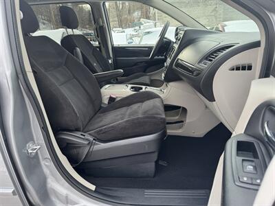 2014 Dodge Grand Caravan SXT   - Photo 25 - Pittsburgh, PA 15226