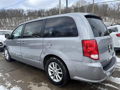 2014 Dodge Grand Caravan SXT   - Photo 2 - Pittsburgh, PA 15226