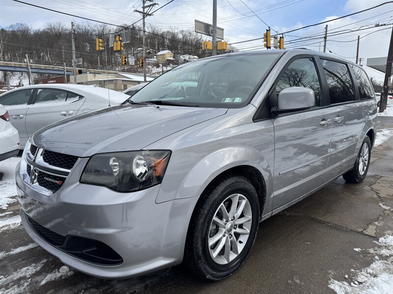 2014 Dodge Grand Caravan SXT   - Photo 1 - Pittsburgh, PA 15226