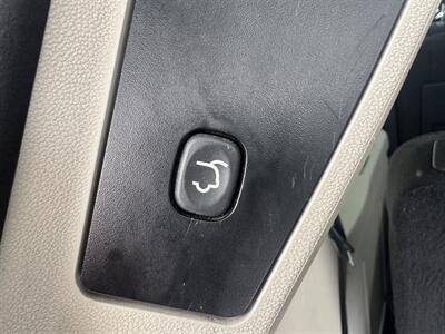 2014 Dodge Grand Caravan SXT   - Photo 29 - Pittsburgh, PA 15226