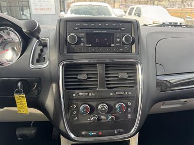 2014 Dodge Grand Caravan SXT   - Photo 21 - Pittsburgh, PA 15226