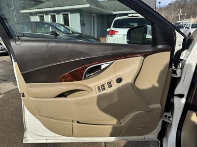 2013 Buick Lacrosse Premium 1   - Photo 18 - Pittsburgh, PA 15226