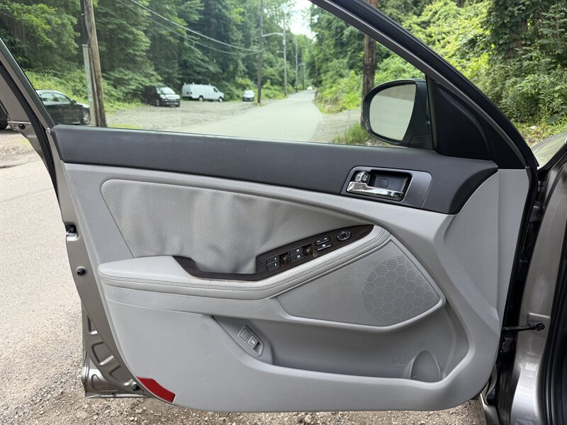 2013 Kia Optima EX - Photo 19 - Pittsburgh, PA 15226