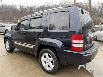 2011 Jeep Liberty Limited - Photo 2 - Pittsburgh, PA 15226