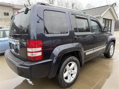 2011 Jeep Liberty Limited - Photo 4 - Pittsburgh, PA 15226
