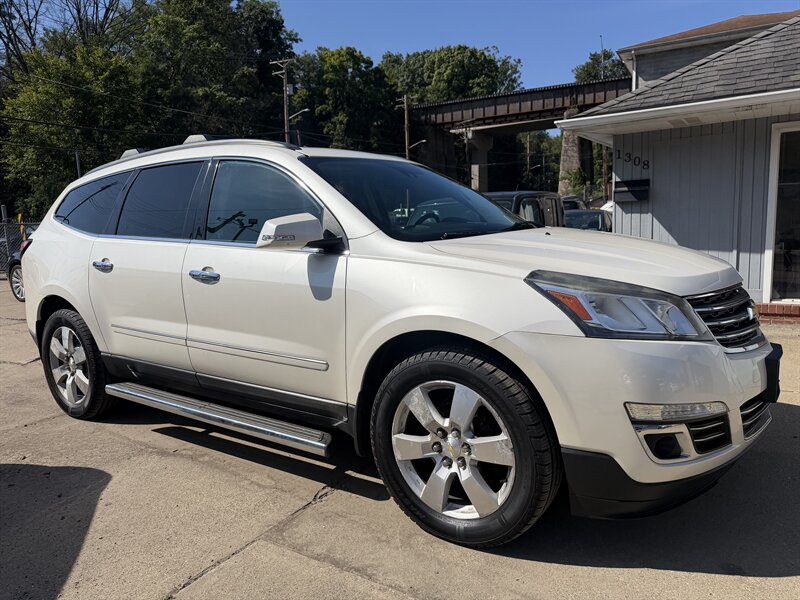 2014 Chevrolet Traverse LTZ - Photo 6 - Pittsburgh, PA 15226