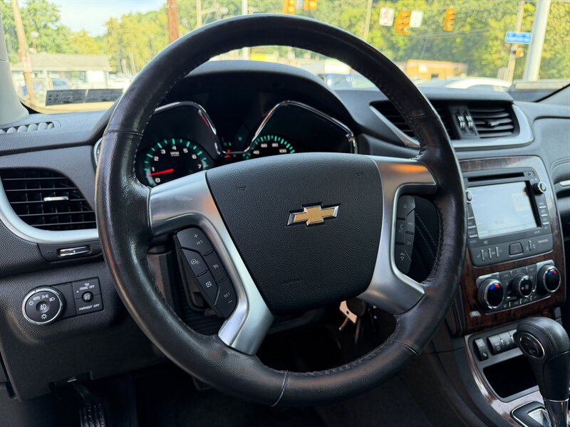 2014 Chevrolet Traverse LTZ - Photo 14 - Pittsburgh, PA 15226