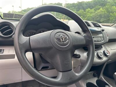 2006 Toyota RAV4   - Photo 22 - Pittsburgh, PA 15226
