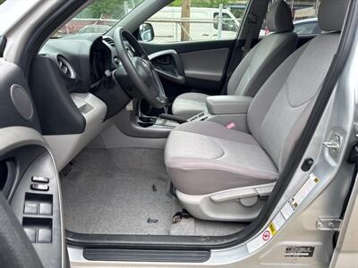 2006 Toyota RAV4   - Photo 8 - Pittsburgh, PA 15226