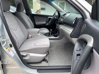 2006 Toyota RAV4   - Photo 10 - Pittsburgh, PA 15226