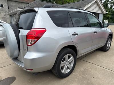 2006 Toyota RAV4   - Photo 4 - Pittsburgh, PA 15226