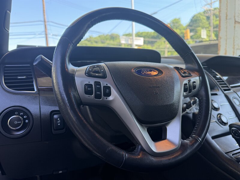 2013 Ford Taurus Limited - Photo 19 - Pittsburgh, PA 15226