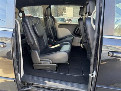 2017 Dodge Grand Caravan SXT   - Photo 24 - Pittsburgh, PA 15226