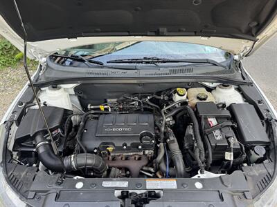 2013 Chevrolet Cruze LS Auto   - Photo 17 - Pittsburgh, PA 15226