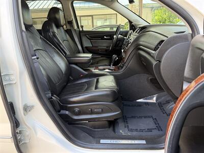 2014 Chevrolet Traverse LTZ   - Photo 30 - Pittsburgh, PA 15226