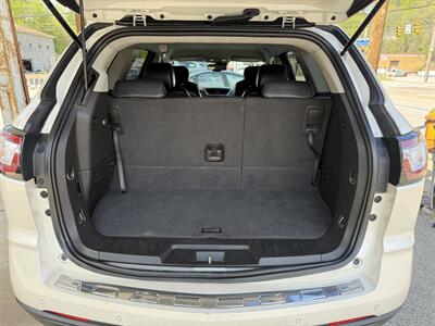 2014 Chevrolet Traverse LTZ   - Photo 33 - Pittsburgh, PA 15226