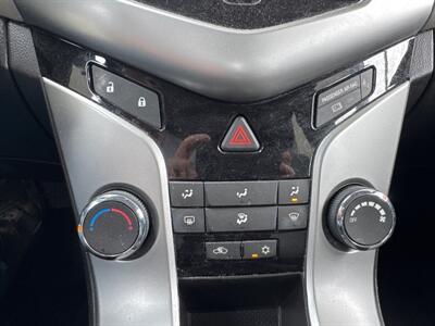 2013 Chevrolet Cruze LS Auto   - Photo 25 - Pittsburgh, PA 15226