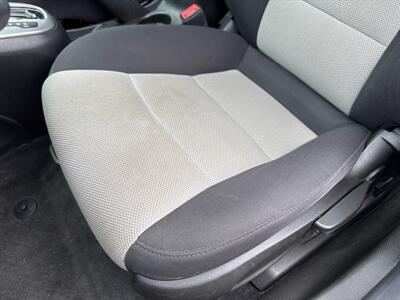 2013 Chevrolet Cruze LS Auto   - Photo 9 - Pittsburgh, PA 15226