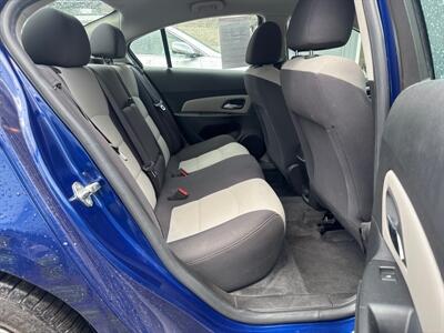 2013 Chevrolet Cruze LS Auto   - Photo 12 - Pittsburgh, PA 15226