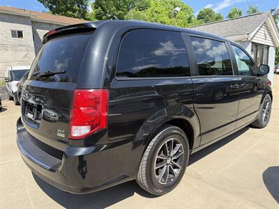 2019 Dodge Grand Caravan GT   - Photo 4 - Pittsburgh, PA 15226