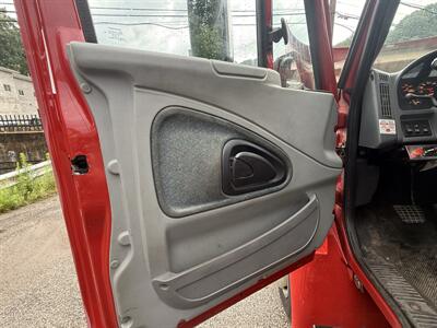 2005 International 4200 - Photo 28 - Pittsburgh, PA 15226