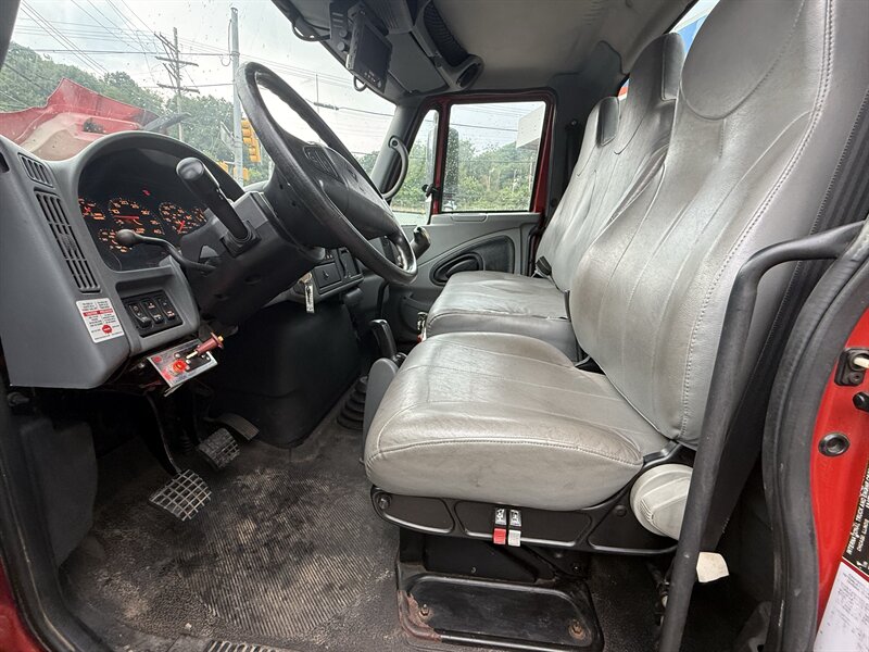 2005 International 4200 - Photo 31 - Pittsburgh, PA 15226