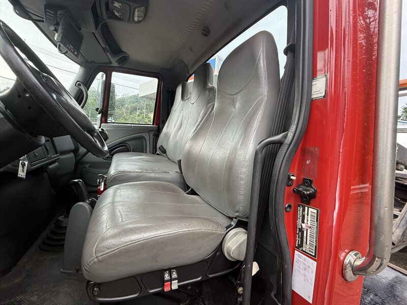 2005 International 4200 - Photo 32 - Pittsburgh, PA 15226