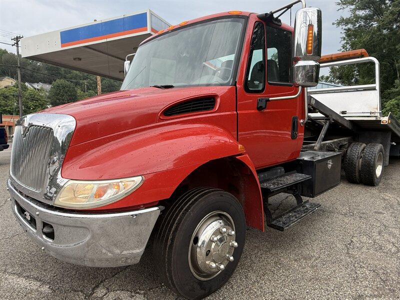 2005 International 4200 - Photo 24 - Pittsburgh, PA 15226