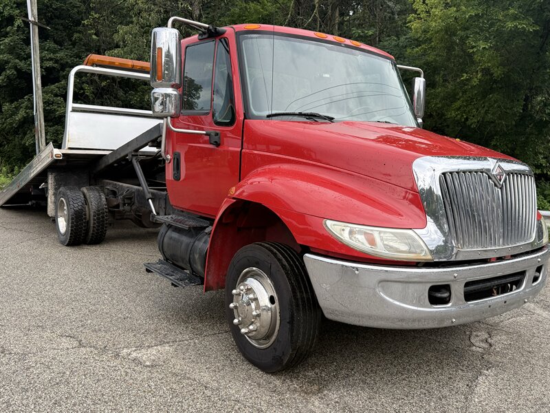 2005 International 4200 - Photo 3 - Pittsburgh, PA 15226