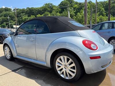 2009 Volkswagen New Beetle Convertible   - Photo 2 - Pittsburgh, PA 15226