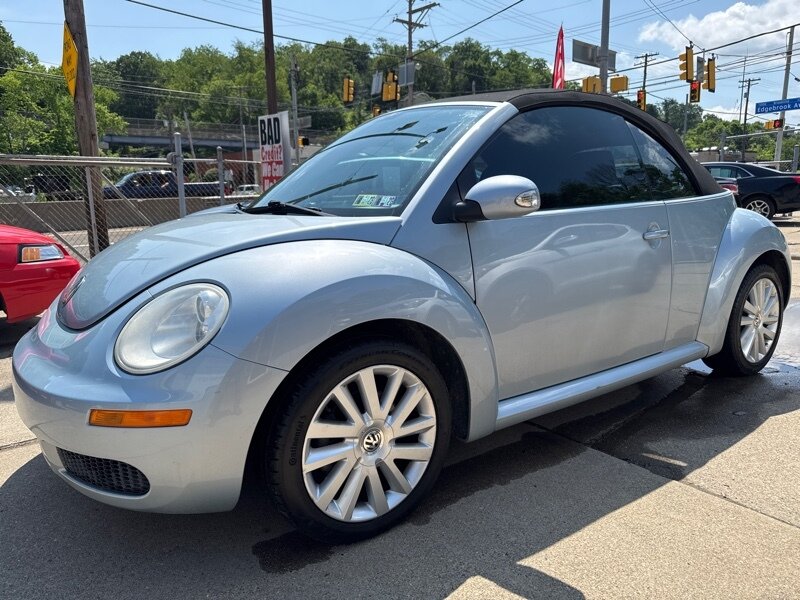 2009 Volkswagen New Beetle Convertible  
