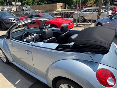 2009 Volkswagen New Beetle Convertible   - Photo 13 - Pittsburgh, PA 15226