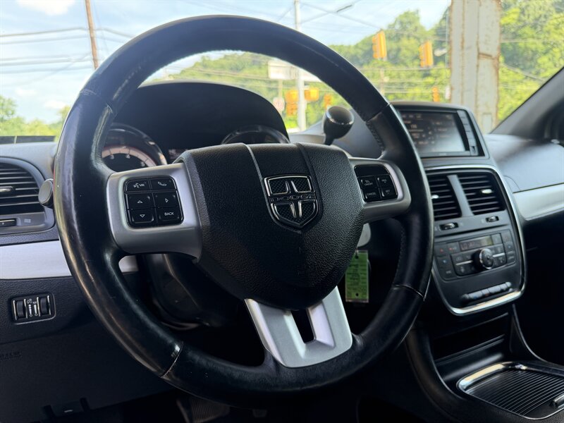 2017 Dodge Grand Caravan GT - Photo 18 - Pittsburgh, PA 15226