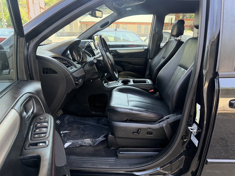 2017 Dodge Grand Caravan GT - Photo 20 - Pittsburgh, PA 15226