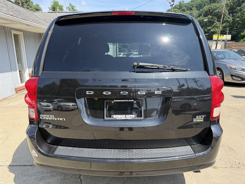 2017 Dodge Grand Caravan GT - Photo 3 - Pittsburgh, PA 15226