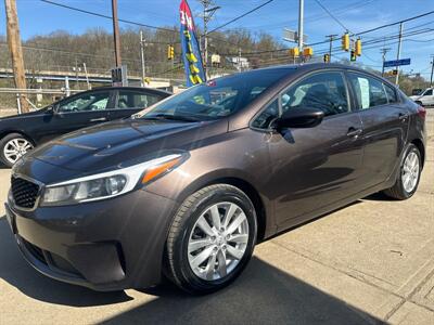 2017 Kia Forte LX   - Photo 1 - Pittsburgh, PA 15226