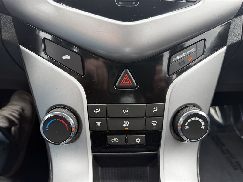 2016 Chevrolet Cruze Limited LT - Photo 21 - Pittsburgh, PA 15226