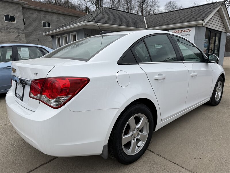 2016 Chevrolet Cruze Limited LT - Photo 4 - Pittsburgh, PA 15226