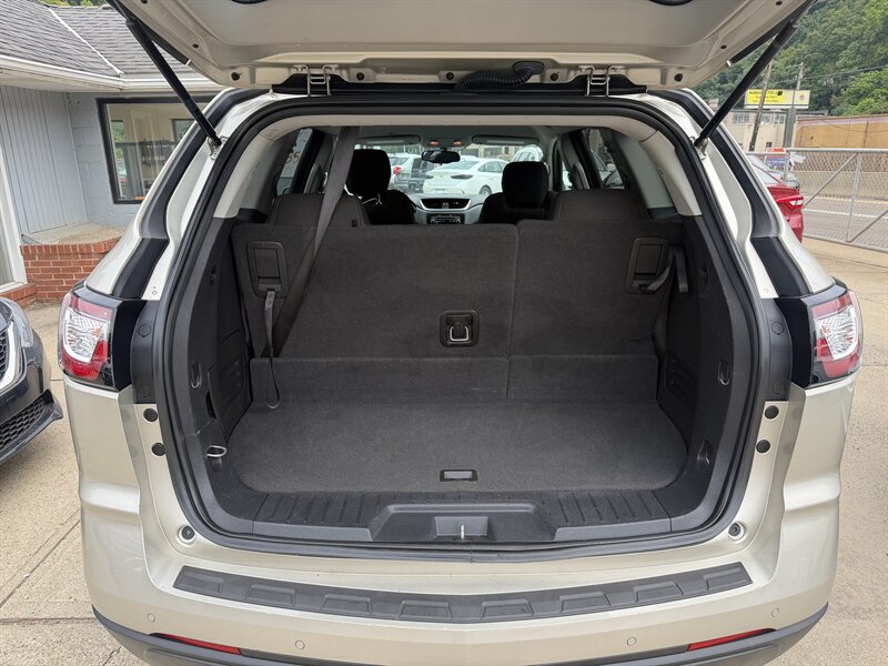 2016 Chevrolet Traverse LT - Photo 26 - Pittsburgh, PA 15226