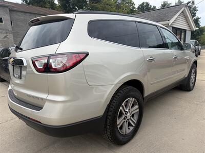2016 Chevrolet Traverse LT - Photo 4 - Pittsburgh, PA 15226