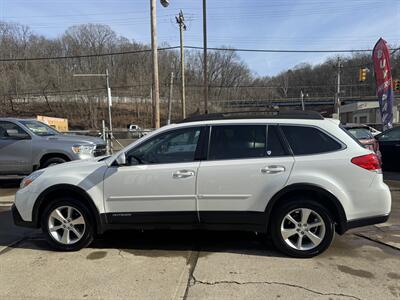 2013 Subaru Outback 2.5i Limited   - Photo 2 - Pittsburgh, PA 15226