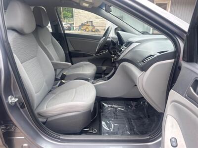 2015 Hyundai ACCENT GLS   - Photo 10 - Pittsburgh, PA 15226