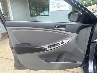 2015 Hyundai ACCENT GLS   - Photo 29 - Pittsburgh, PA 15226