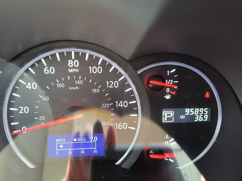 2013 Nissan Quest 3.5 SV - Photo 20 - Pittsburgh, PA 15226